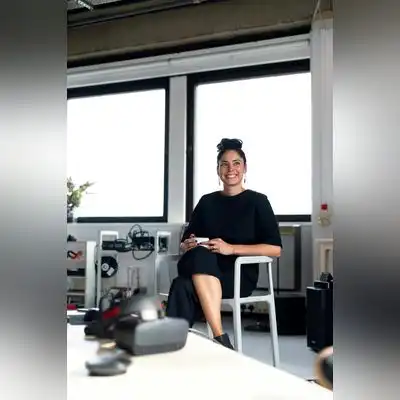 卢悦